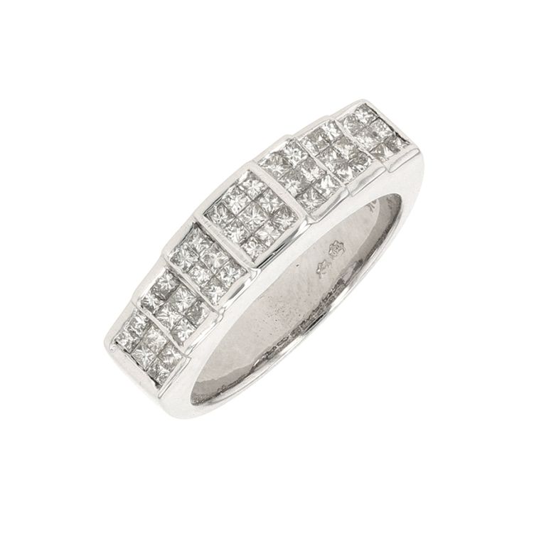 Acheter Bague diamants 0.92 carat or blanc 6.69g Comme neuf - 1850,00 € Bague diamants 0.92 carat or blanc 6.69g Comme neuf - reconditionné disponible sur Gemme Les Bijoux